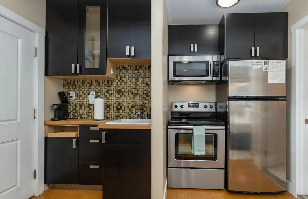 The Flagstone Boutique Inn & Suites-1